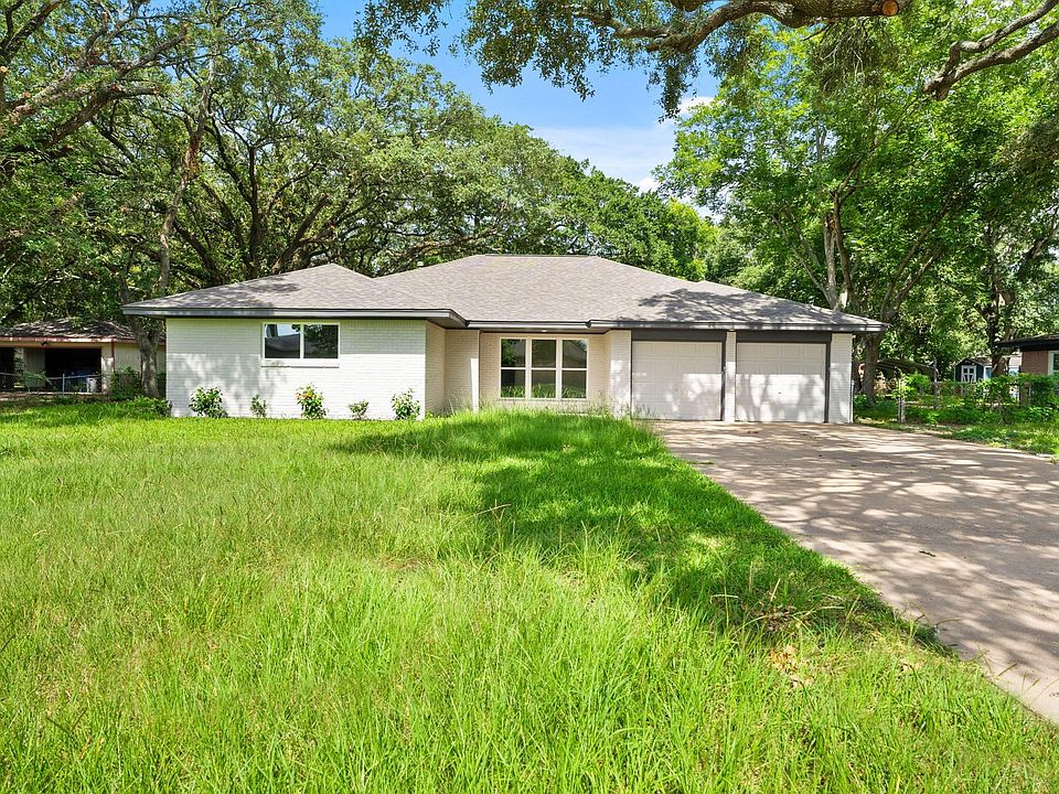 1st image of 15 N Amburn Rd