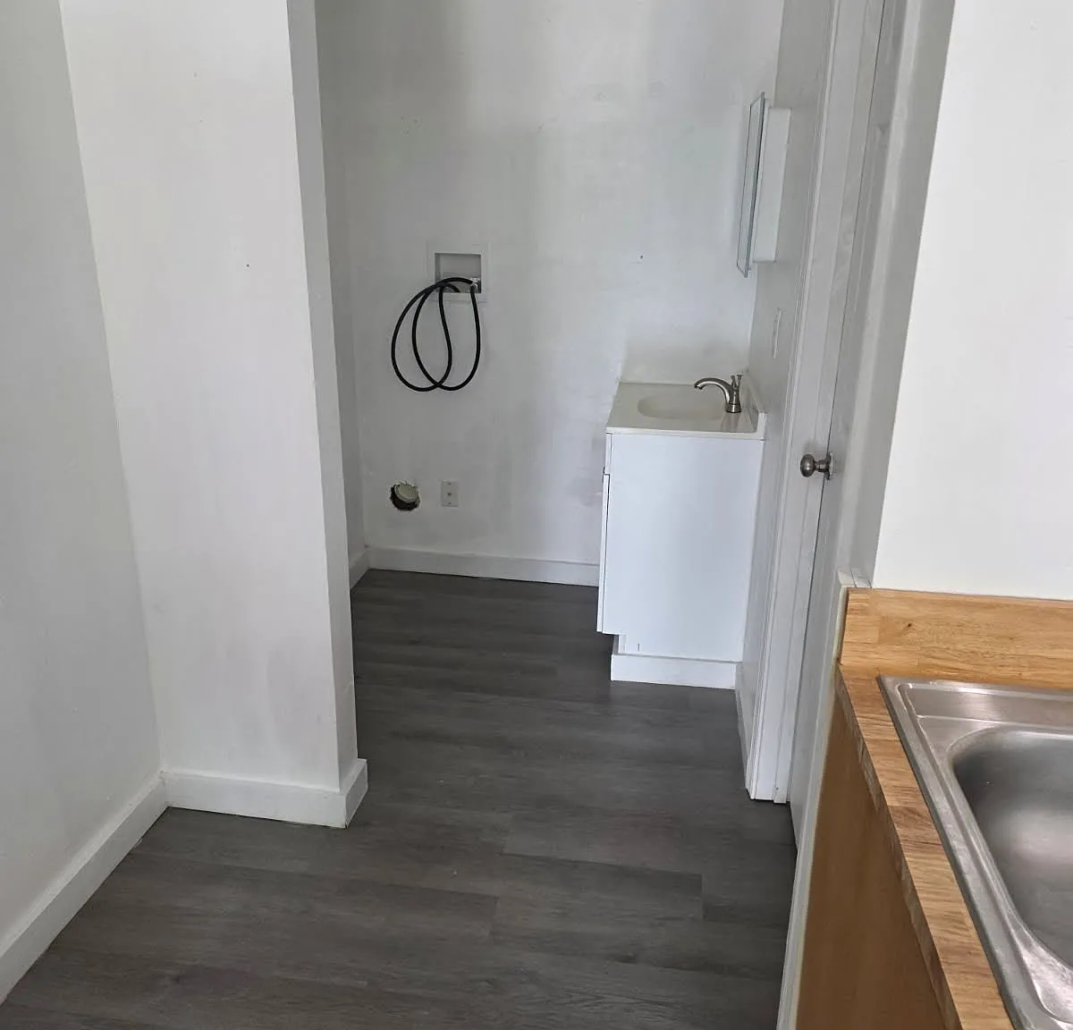 Studio, 250 sqft, $795 — Photo 2