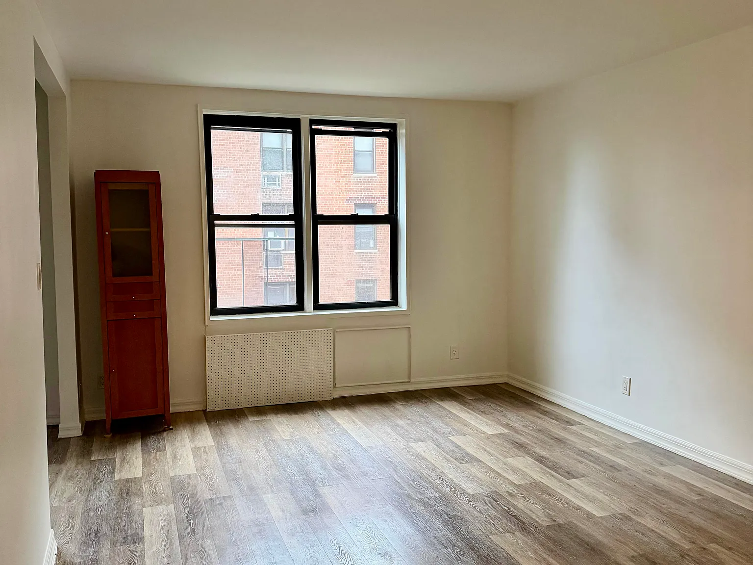 1 bed, 750 sqft, $2,300 — Photo 2