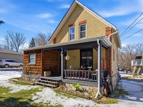 160 ELGIN CRESCENT, Lumsden, SK S0G 3C0