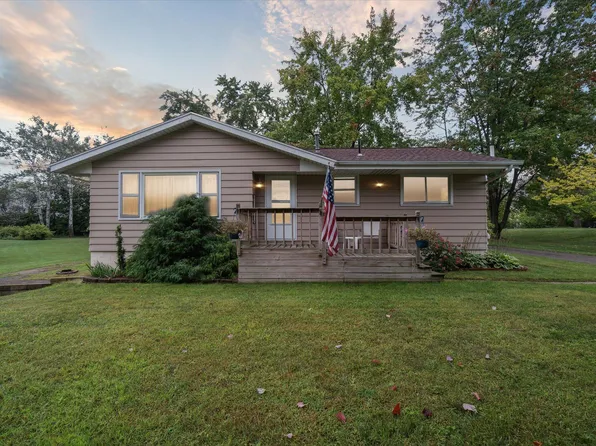 2701 Longview Dr, Jackson, MI 49202