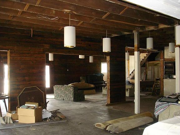 2nd image of 5746 Cedar Ave