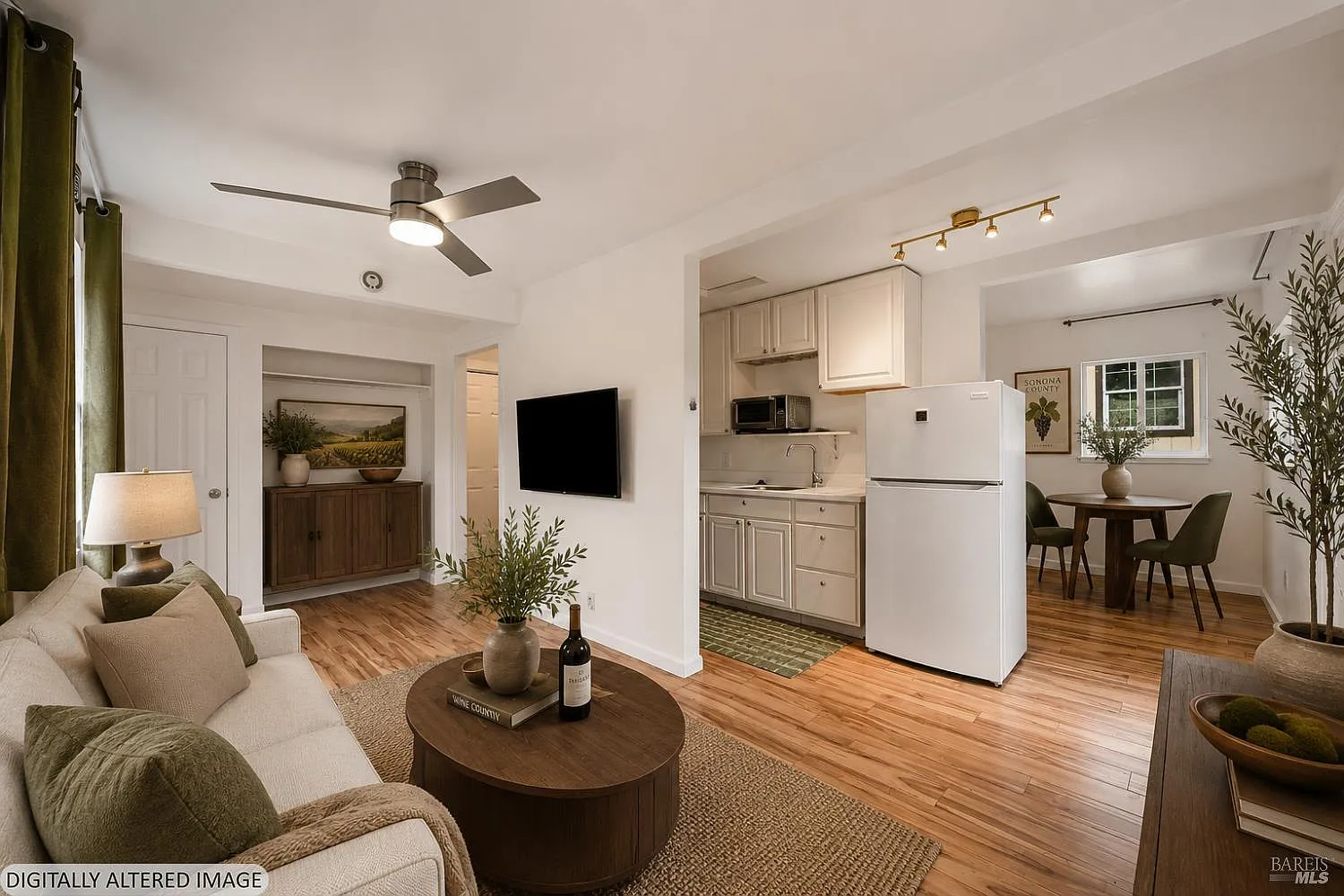 9870 River Road - Photo 10