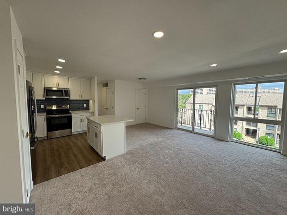 2nd image of 6153 Edsall Rd APT I