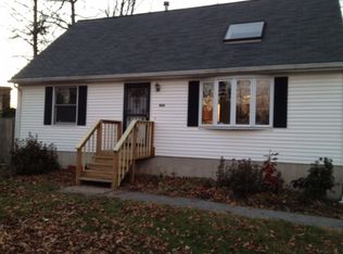 496 Cooley St, Springfield, MA 01128