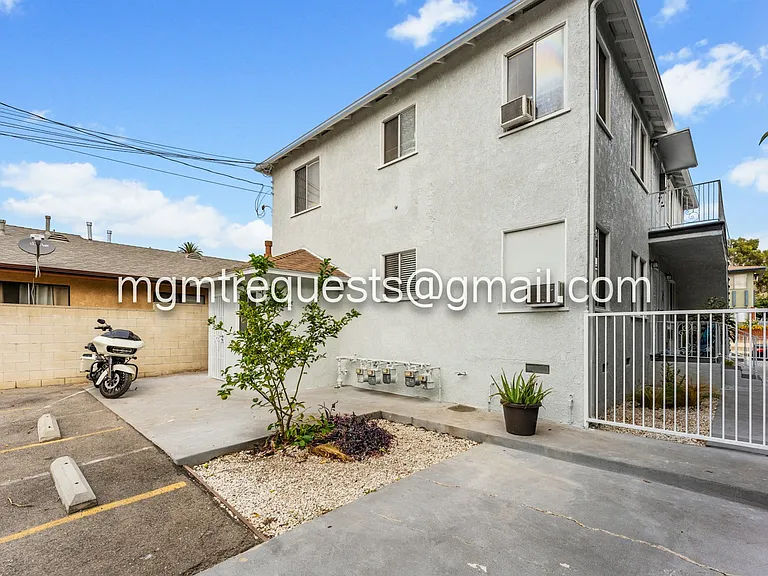 7641 Bright Ave #C — Photo 12