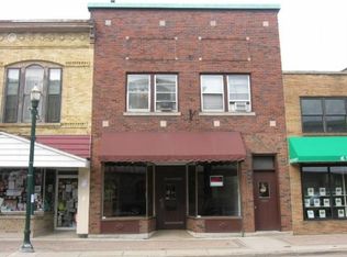 557 N Pine St, Burlington, WI 53105