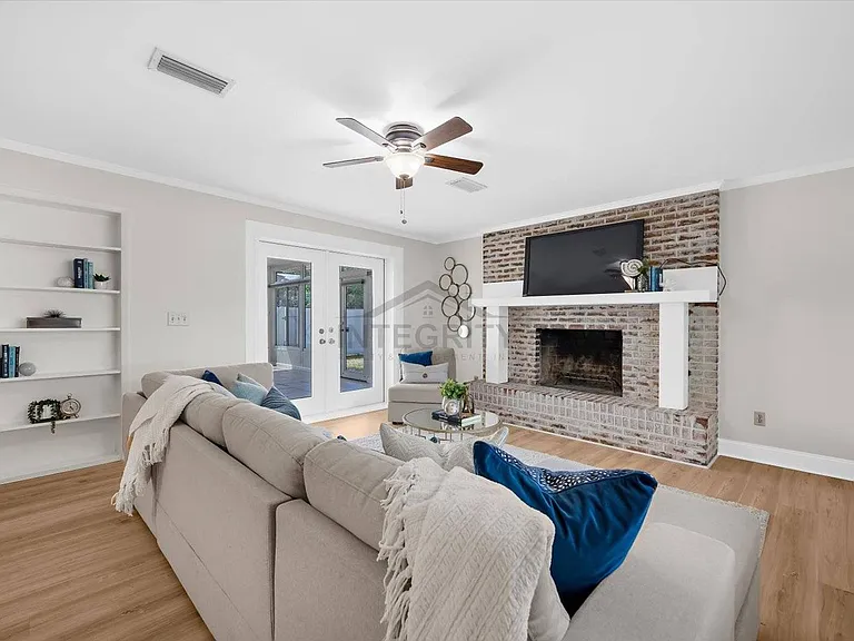 3315 W Beaumont St — Photo 24