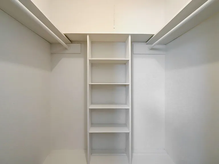 3407 Graustark St #14 — Photo 7