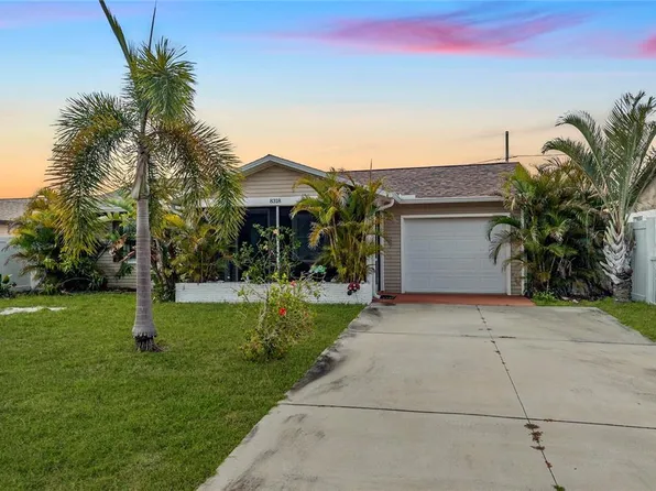 8318 76th Ave, Seminole, FL 33777