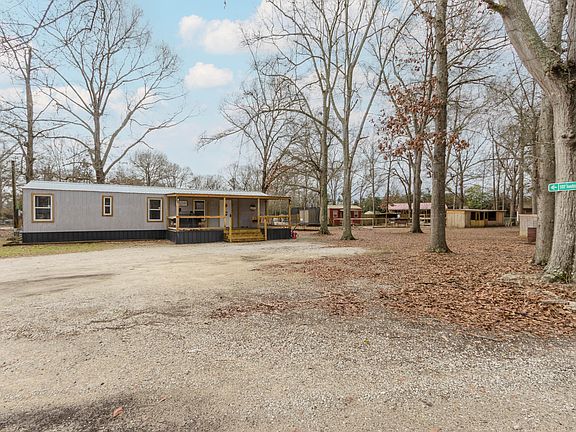 3rd image of 592 Lamkin Road