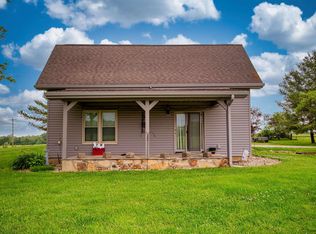 705 W County Road 300 N, Petersburg, IN 47567