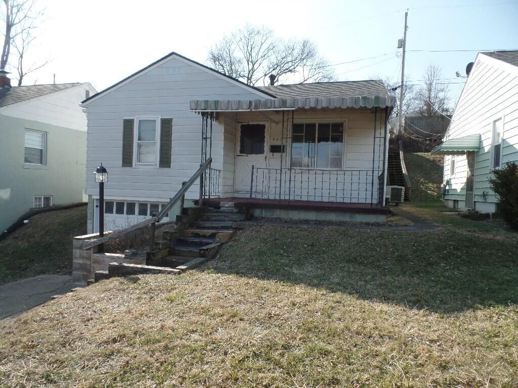 Real estate listing image