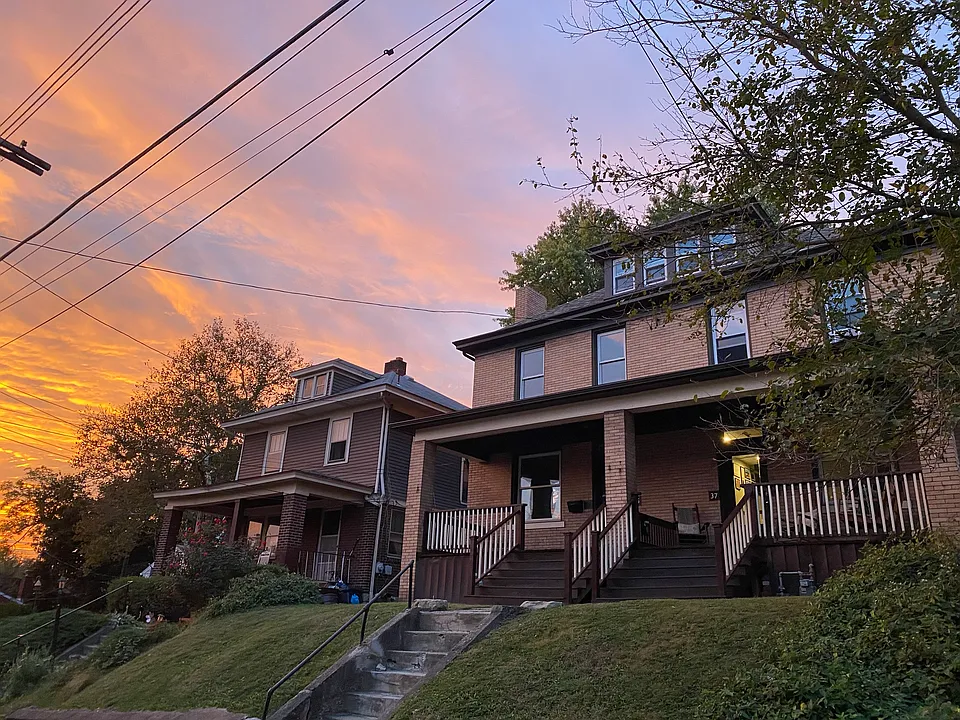 37 Haldane St #37