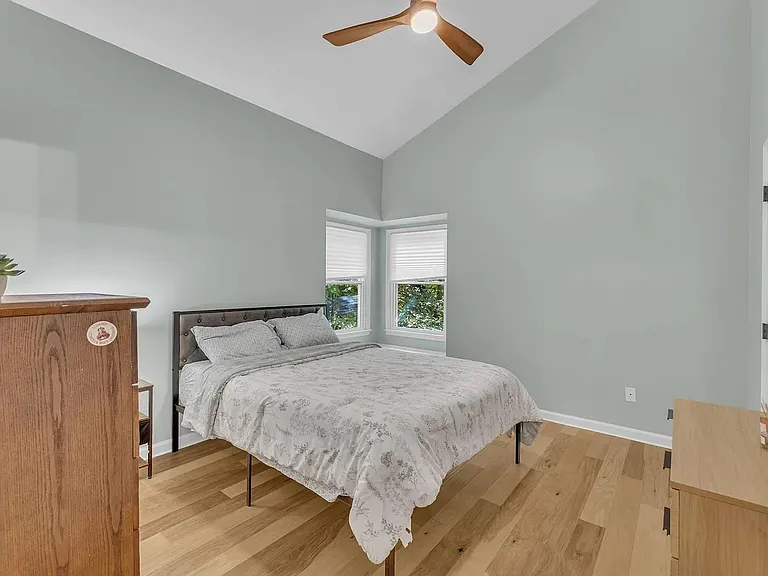 105 Tall Rock Ct — Photo 31