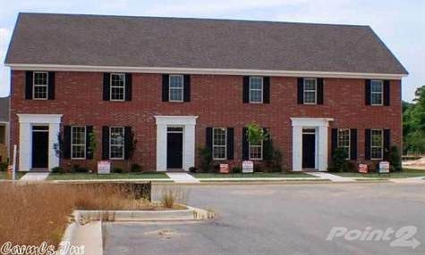 2nd image of 205 Prospect Park Cir