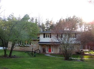 2088 Lonnon Rd, Barker, NY 14012
