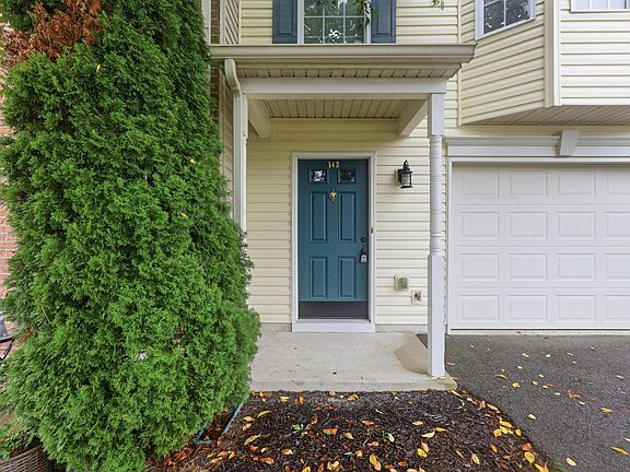 3rd image of 143 Teague Ln