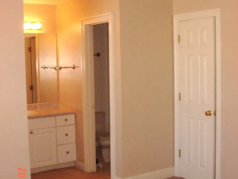 150 N Wind Ridge Ln #D — Photo 5
