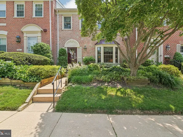 7 Aliceview Ct, Lutherville Timonium, MD 21093