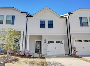 5140 Glade Park Dr, Lilburn, GA 30047