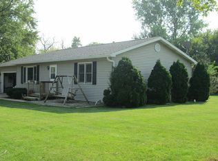26197 N Elm St, Antioch, IL 60002
