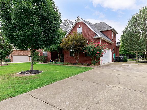 2nd image of 3515 Salem Cove Ln