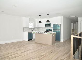 719 N 8th St, Newark, NJ 07107