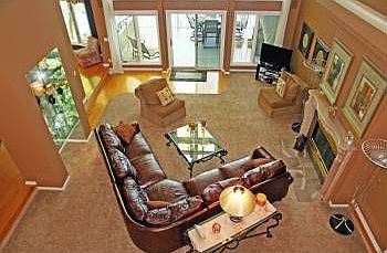 5th image of 9398 Silverside Dr