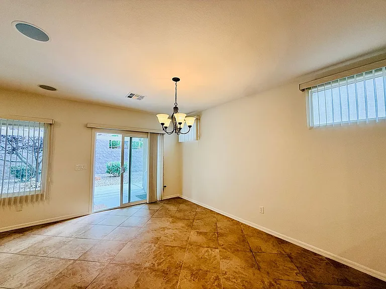 2119 Gunnison Pl — Photo 8