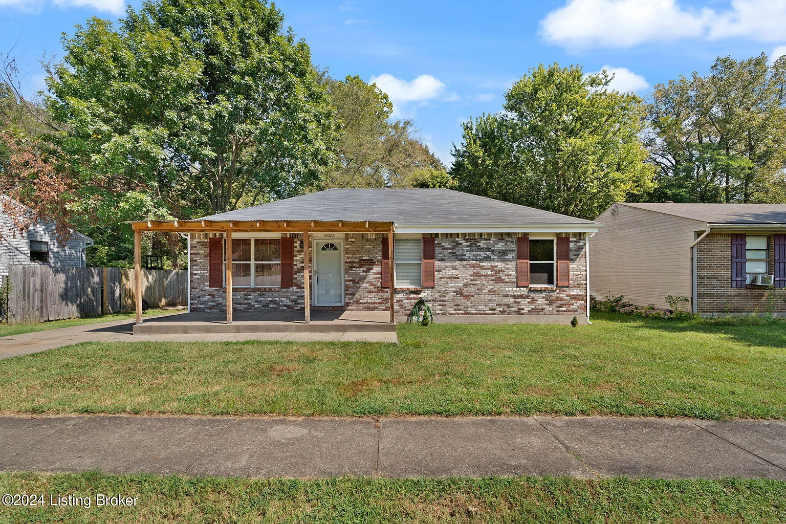 10023 Blue Creek Dr photo 1