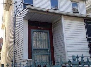 11120 39th Ave, Corona, NY 11368