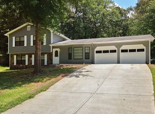3218 Aspen Cir, Snellville, GA 30078