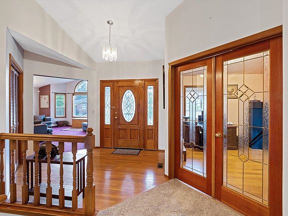 5th image of 1114 E Brierwood Dr