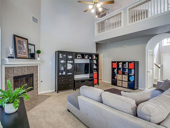 5th image of 3304 Woodglen Dr