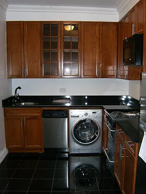 Rented by Sky Management | media 47