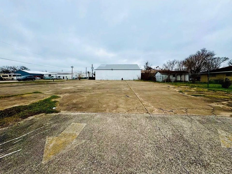 1st image of 0 Balkin St