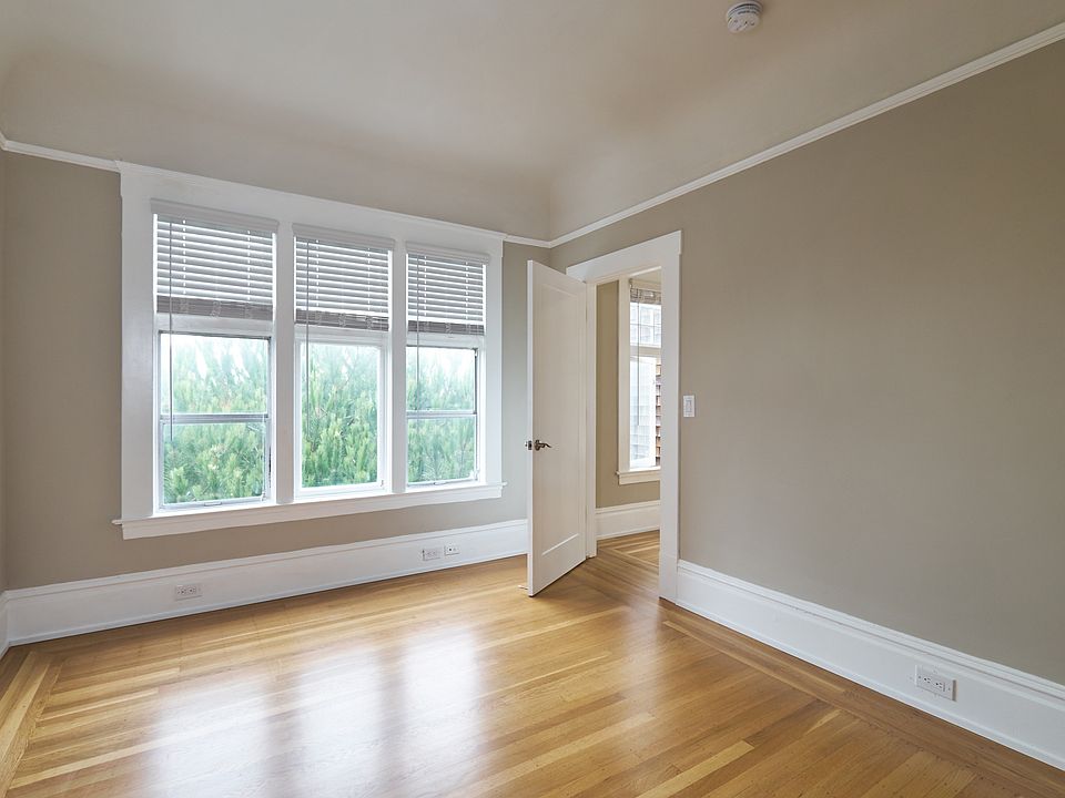 Ashbury12 Bed