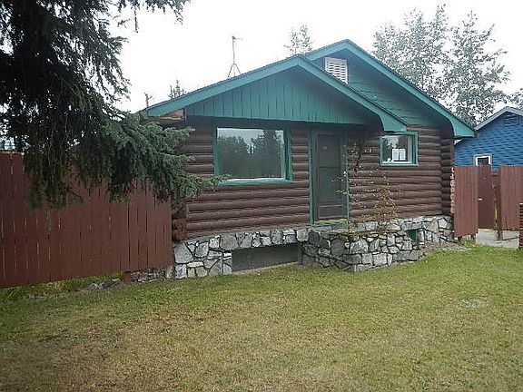 2nd image of 419 Craig Ave