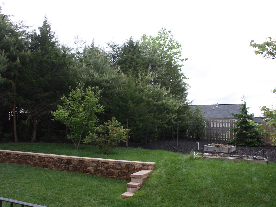 2nd image of 8763 Comfort Ct