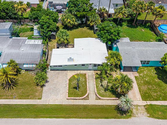 3rd image of 123 Essex Dr