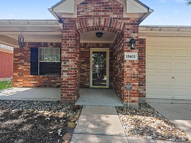 15403 Court Green Trl — Photo 3