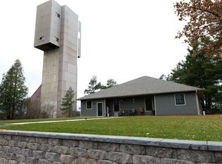 400 Spruce St, Ishpeming, MI 49849