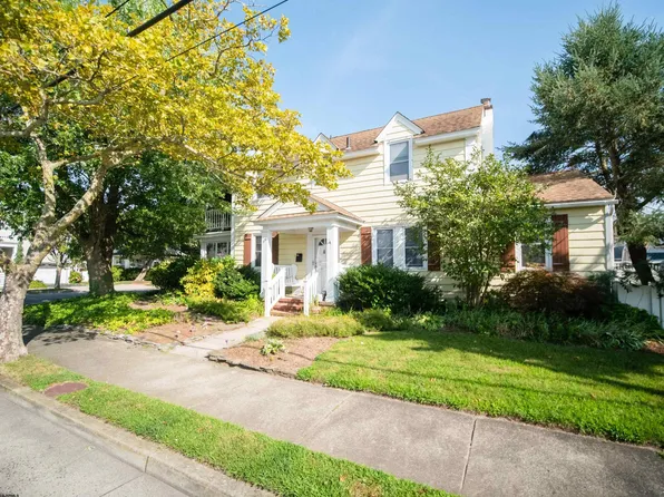 126 N Quincy Ave, Margate, NJ 08402