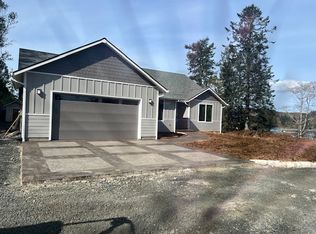 61610 Coldstream Rd, Coos Bay, OR 97420