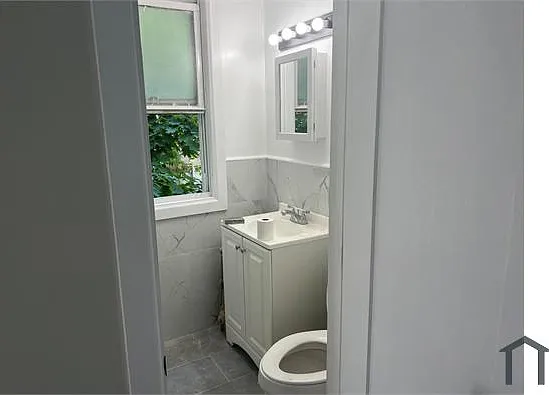 1334 Bay 24th St #2 — Photo 5