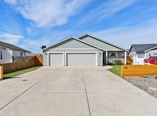 233 Center Ridge Dr, Culver, OR 97734