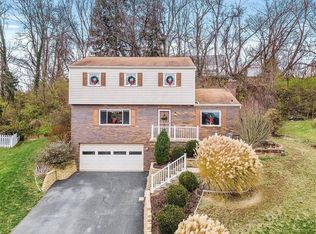 3107 Julie Dr, South Park, PA