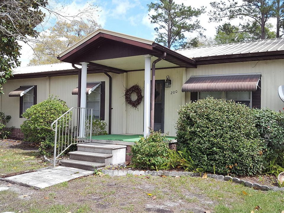 1st image of 200 Camellia Dr