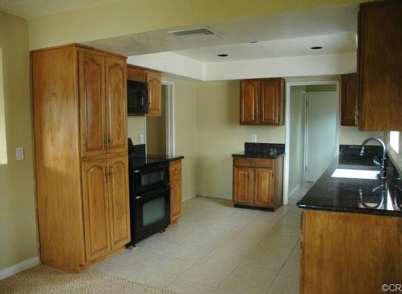 3rd image of 1107 E Wingate St